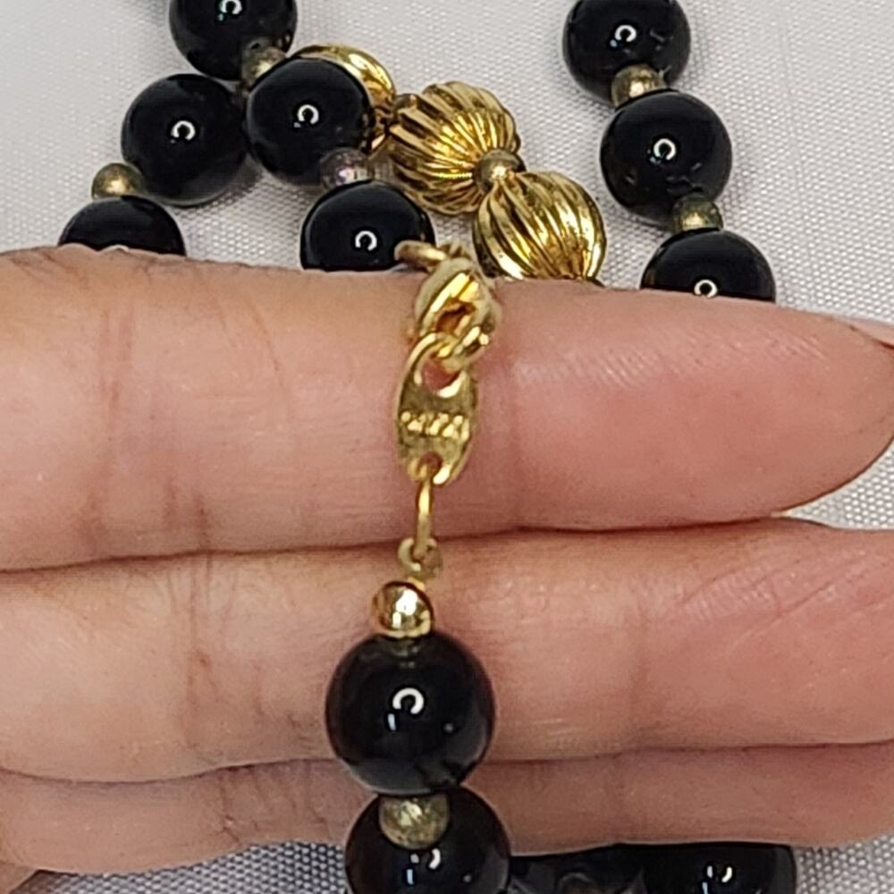 Black & Gold Beaded Necklace | 18” Vintage Statement Piece - Picture 4 of 8